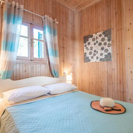 Villa Pefki Willa *