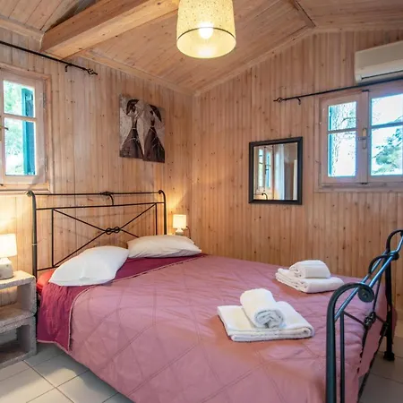 Villa Pefki Willa